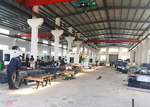 數（shù）控（kòng）龍門加工中心