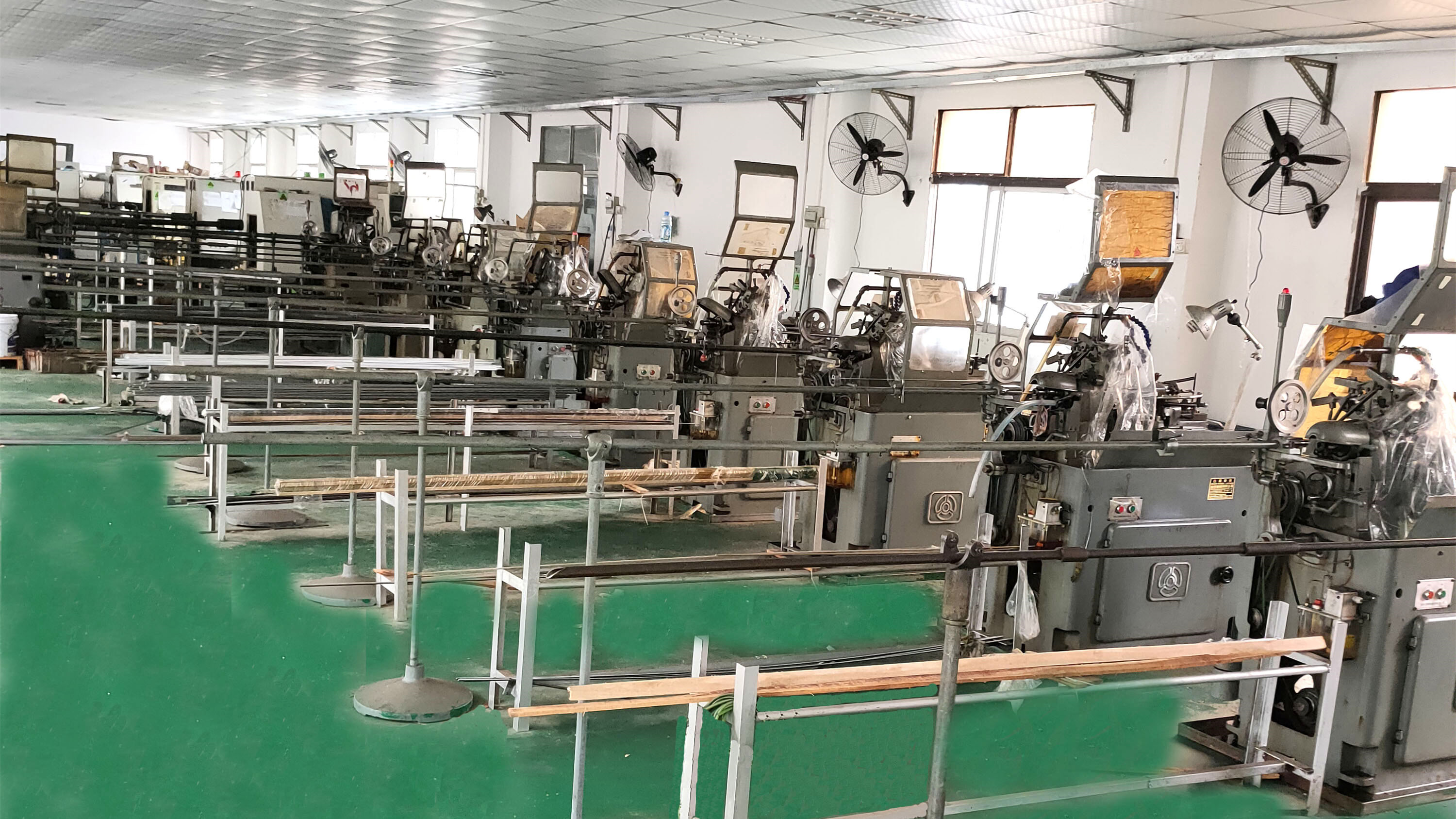 螺紋緊固件常見分類介（jiè）紹